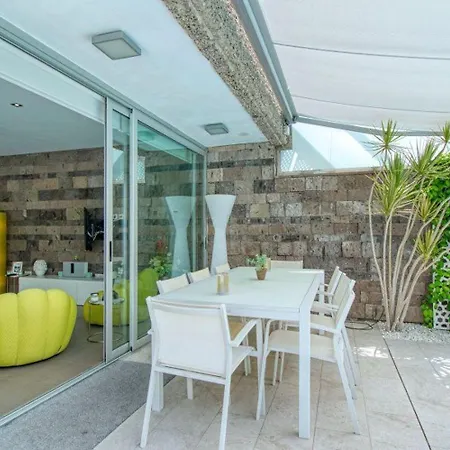 Villa 5br Zen - What'app - 0034-656-619-782 - For Reservations!